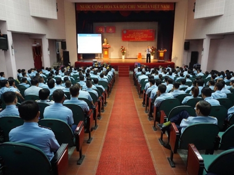 Album bảo vệ nhà máy