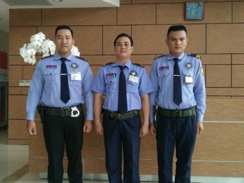 Album bảo vệ nhà máy